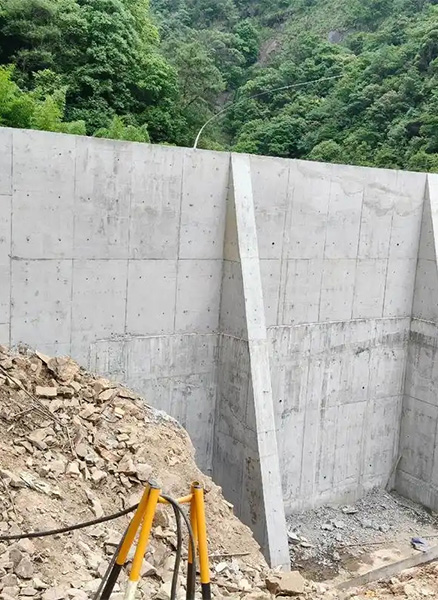 连云港连云区重力式挡土墙